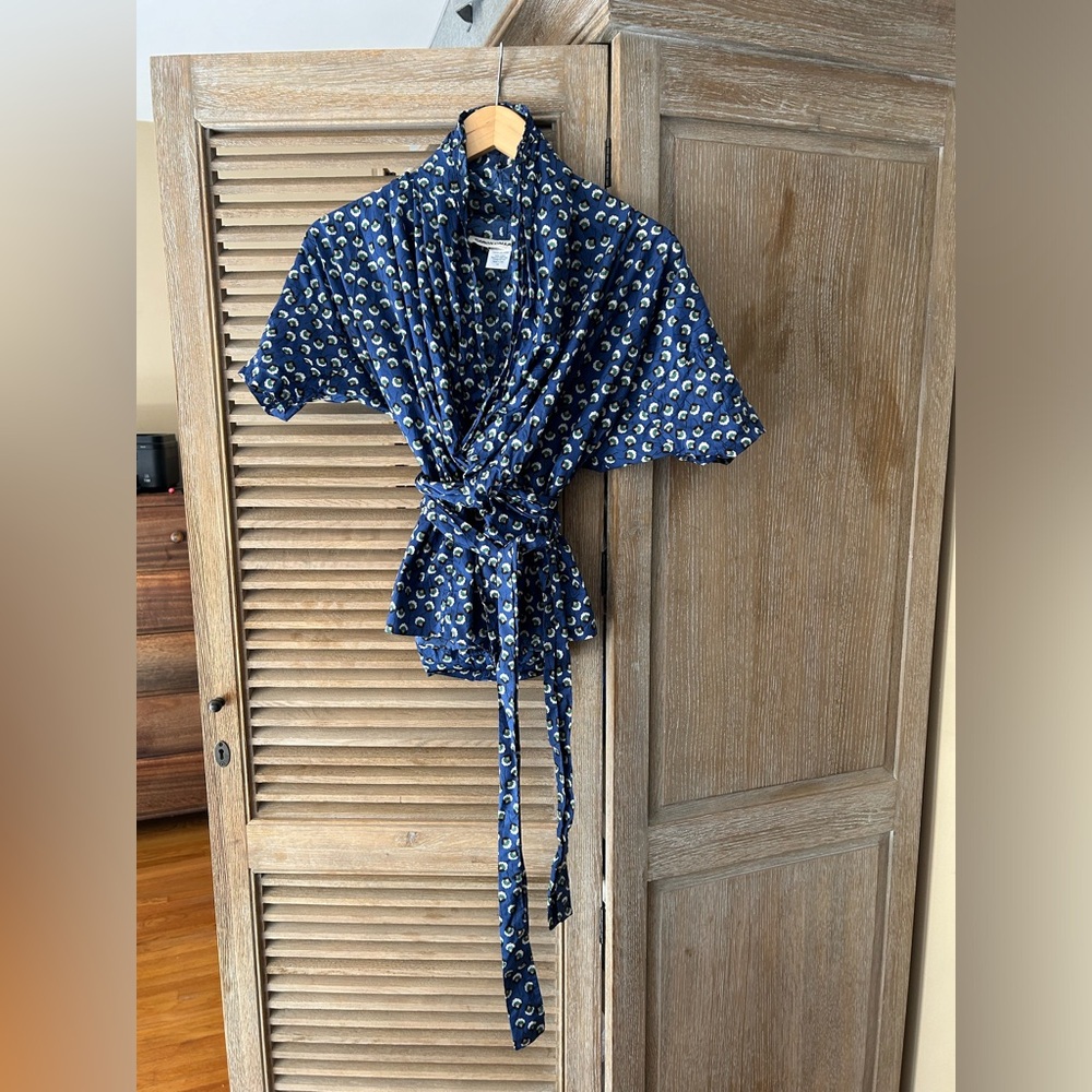 Caron Callahan Julien Top Peacock print size medium